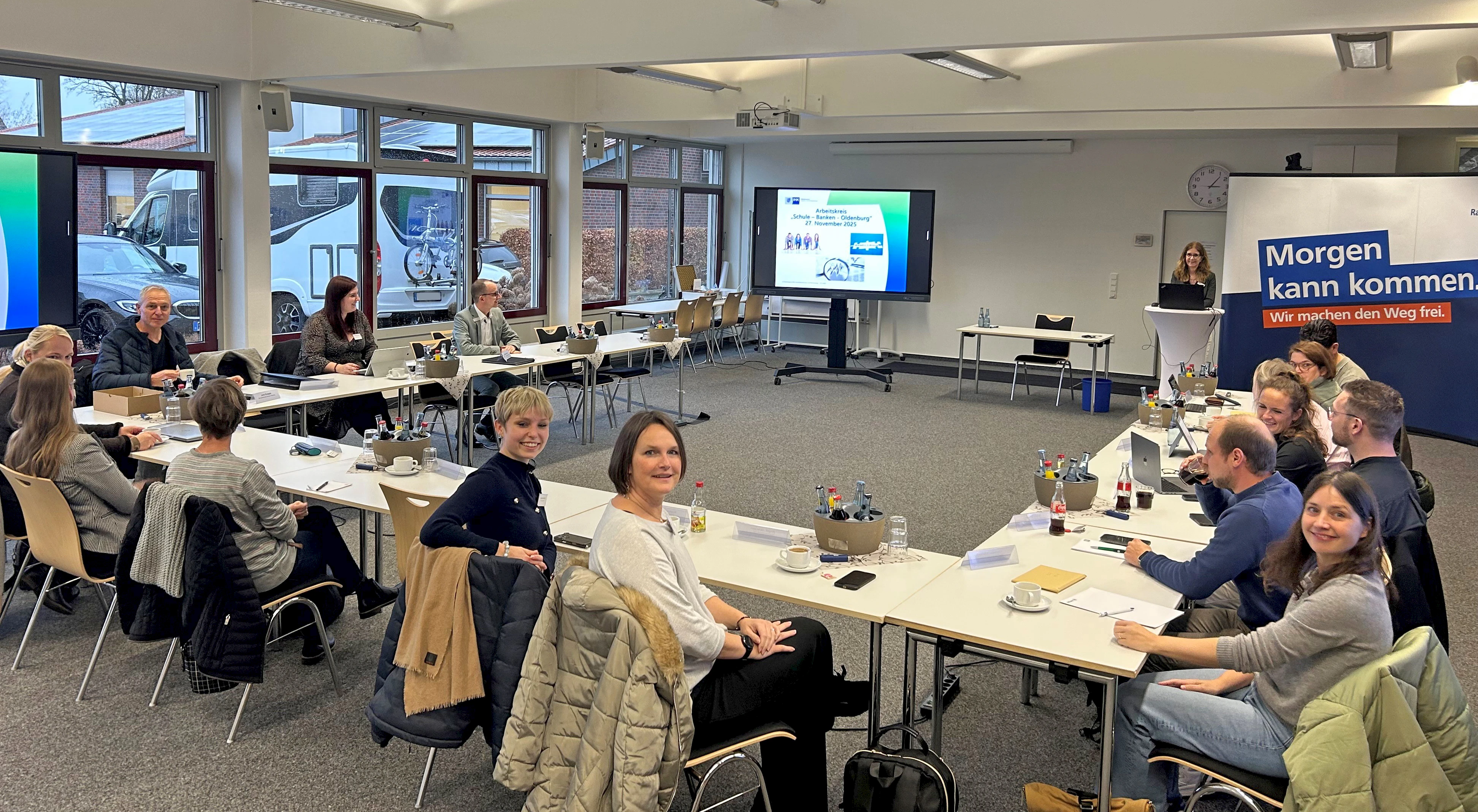 GAW Erfahrungsaustausch Schule Banken Betriebe